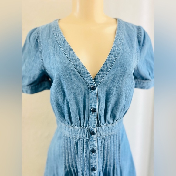 Madewell Denim Daylily Dress size 0
Pit to pit 17”
Waist 12 1/2” 
Approx 👆🏻 - Picture 15 of 16